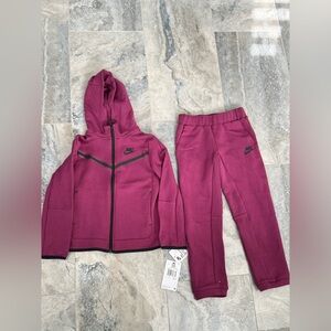 Nike Kids Tech Tracksuit in Rosewood and Black